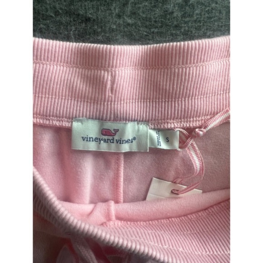 Vineyard Vines Banana Leaf Print Terry Shorts Flamingo Pink Women's Small - Picture 5 of 8